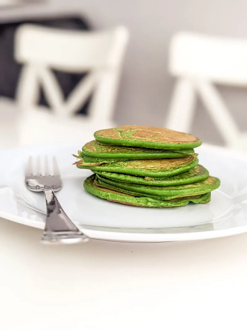 spinach pancakes for babies on a plate