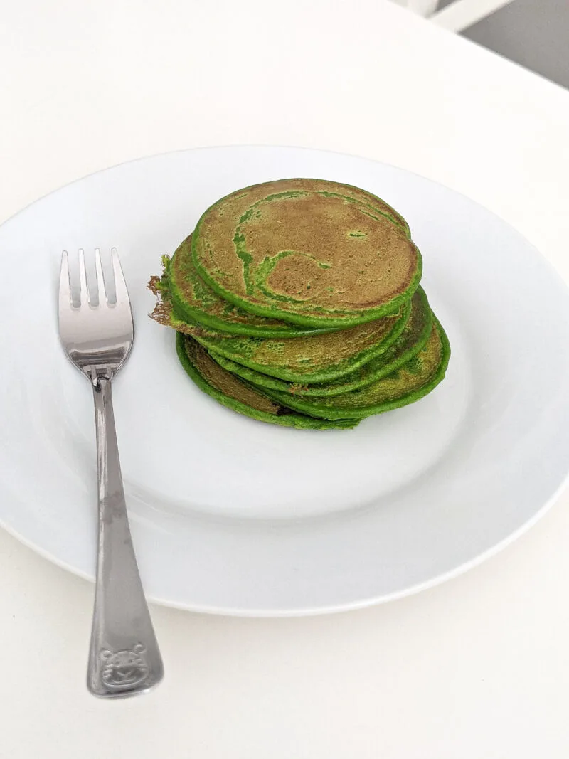 Spinach pancakes for babies on the plate